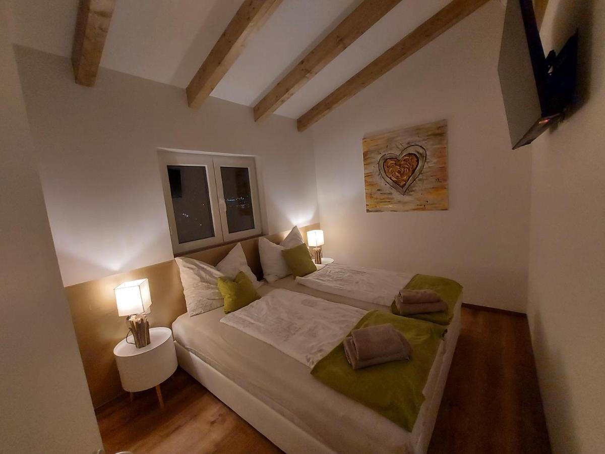 Auszeit Steiraland Penthouse 9 Mit Grossen Balkon Und Parkplatz