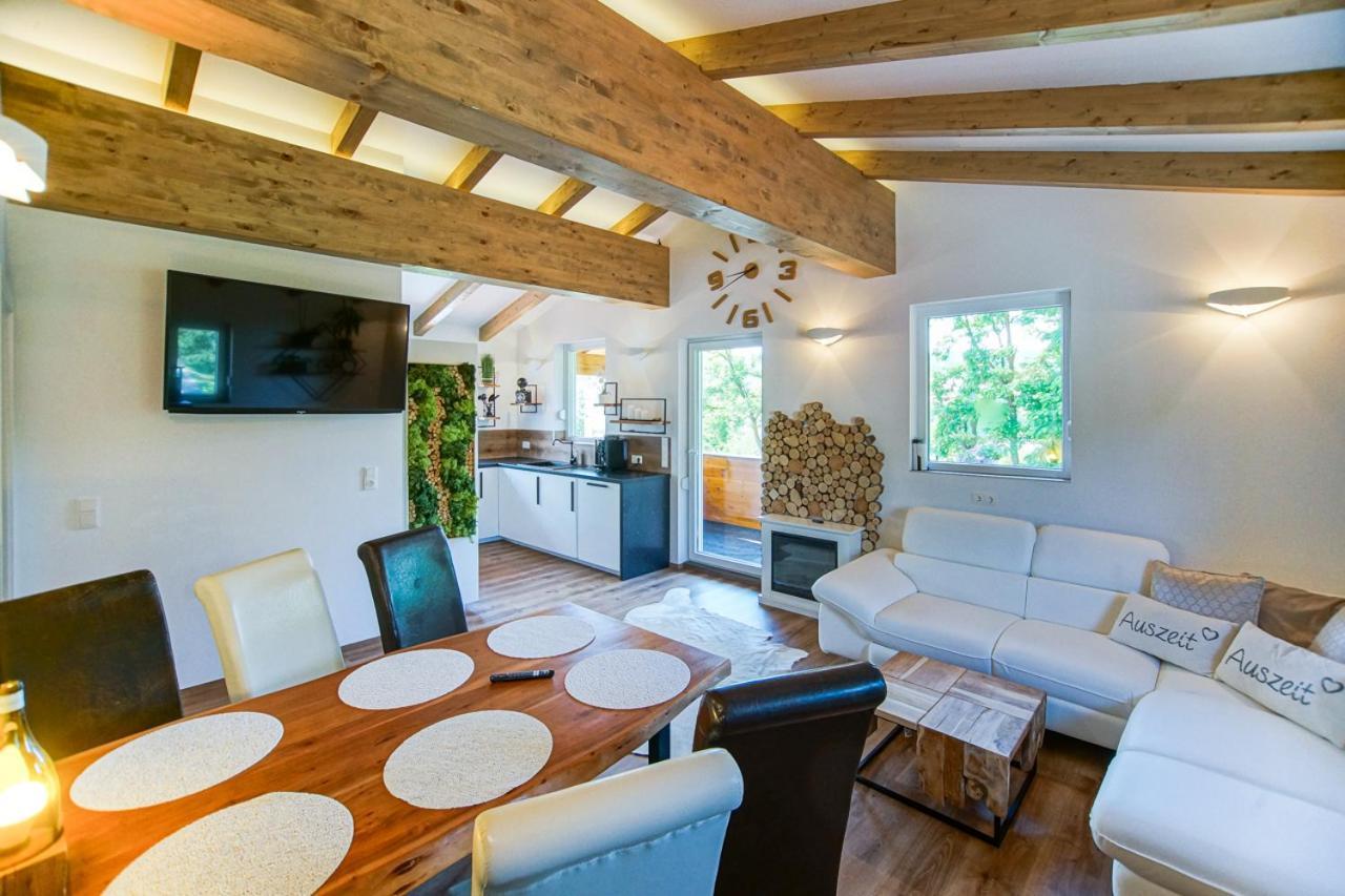 Auszeit Steiraland Penthouse 9 Mit Grossen Balkon Und Parkplatz Apartment *